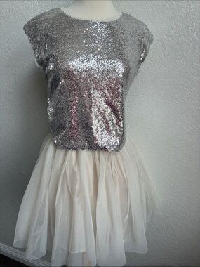 Girls Silver Sequin Top and Cream Tulle Skirt Matching Set